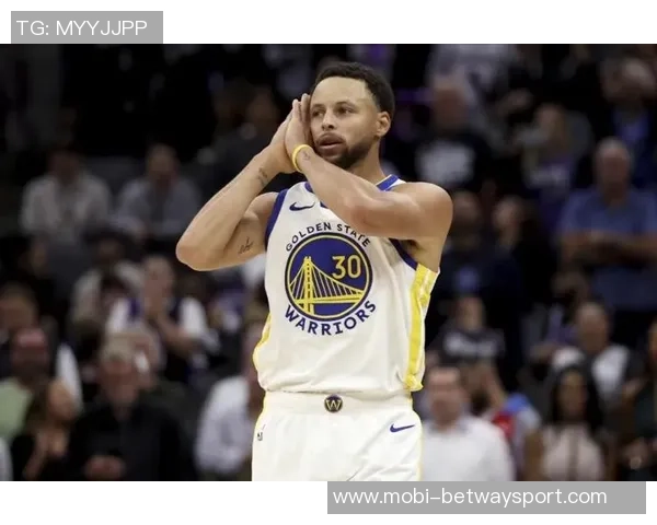 库里创历史新纪录单场25三分命中5次达354次哈登紧随其后