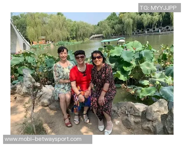 早报:岁月如歌我在这里与你重逢你是否还记得我们的曾经 早报:岁月如歌我在这里与你重逢你是否还记得我们的曾经