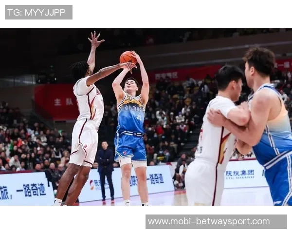 山西队签约外援黑根斯上赛季新疆表现出色场均贡献数据分析